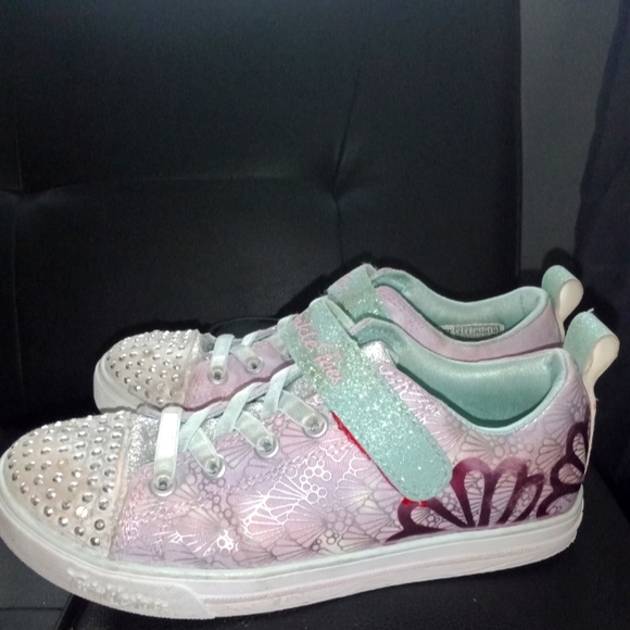 Shoes 😍👟 - Picture 6 of 6